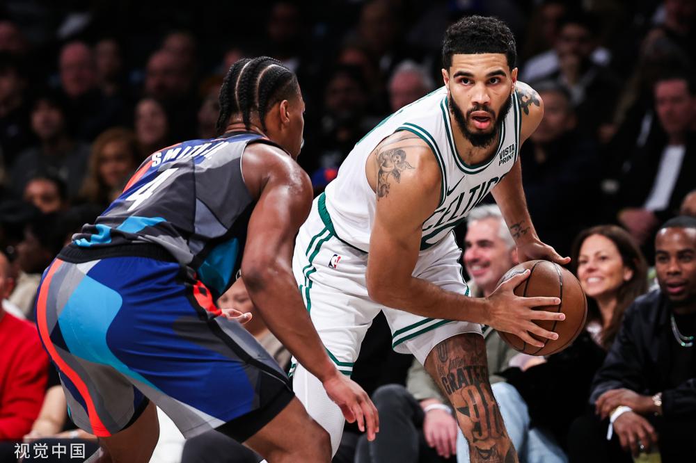 服或合影本 服或合影本