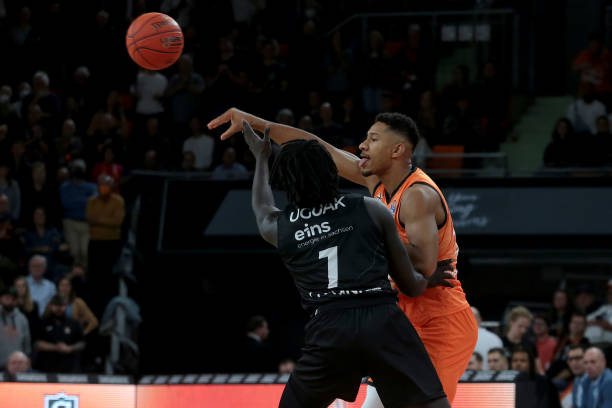 侃中带着敬 侃中带着敬